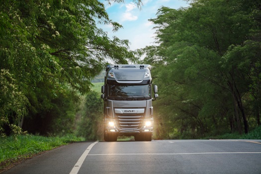 Novo-DAF-XF-Euro-6-4
