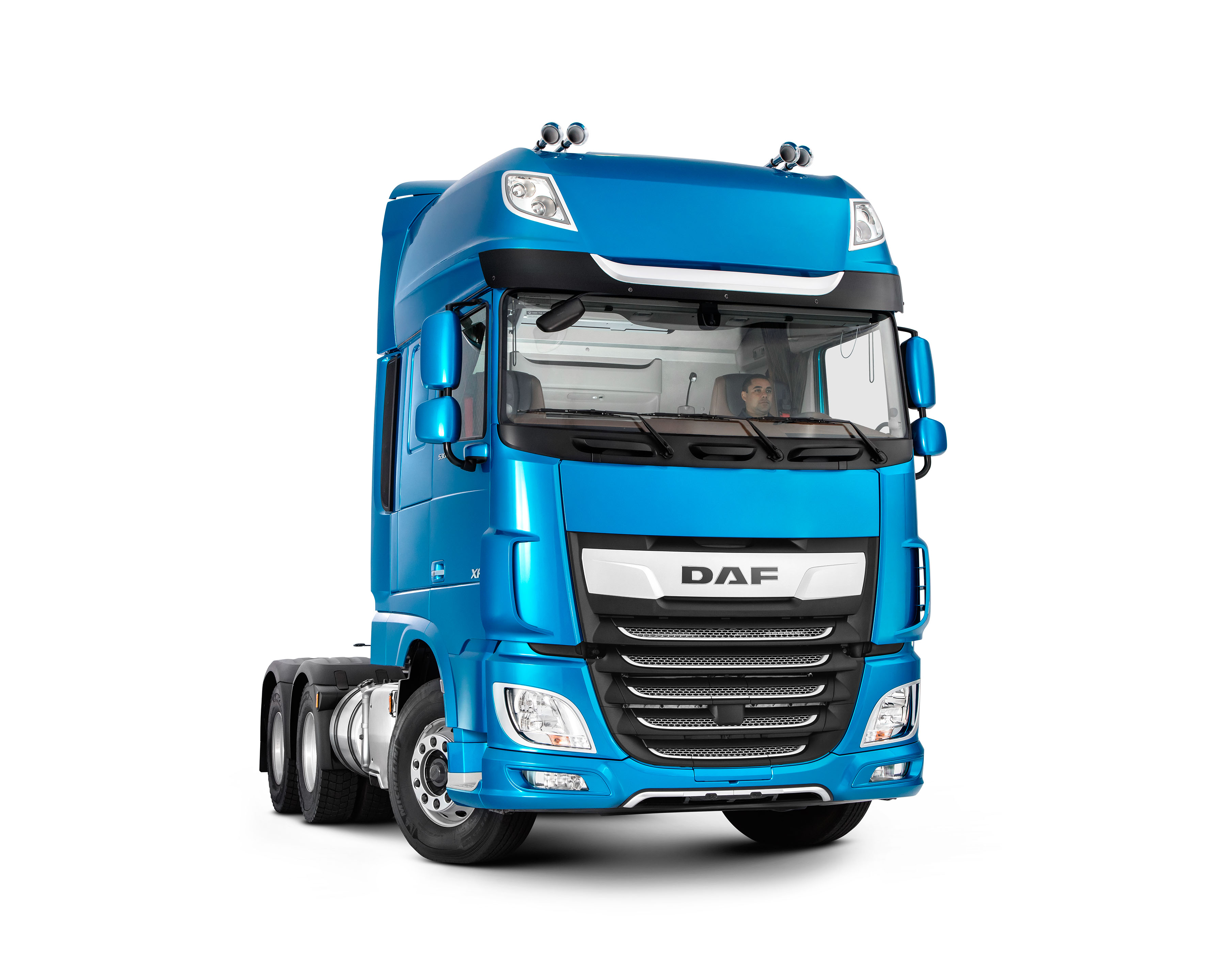 Novo-DAF-XF-Brasil-Super-Space-Cab-14