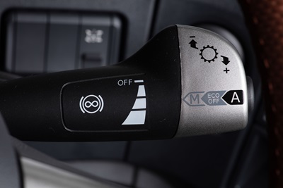 Novo-DAF-XF-Brasil-Freio-Motor