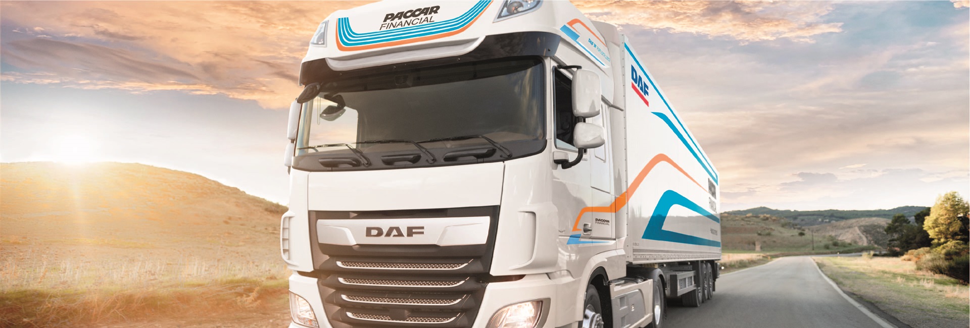 Novo DAF XF personalizado PACCAR Financial